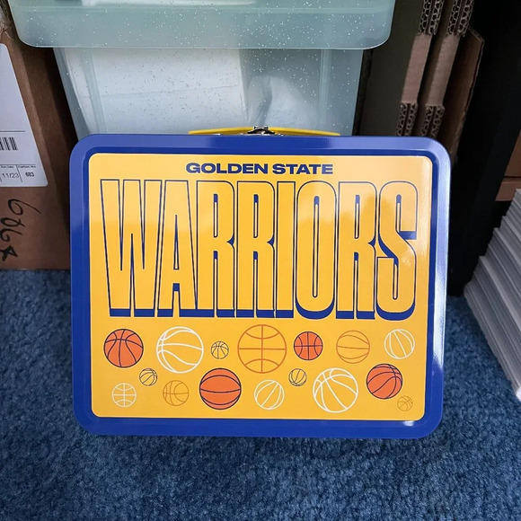 NBA Golden State Warriors Retro Metal Storage Lunchbox + Google Cloud Towel - Picture 2 of 6